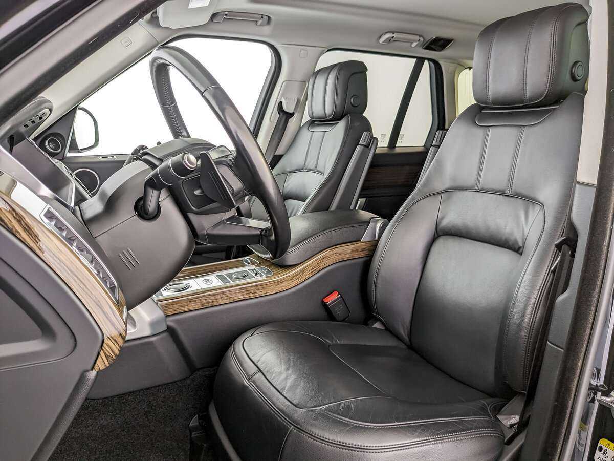 Land Rover Range Rover 2018 года с пробегом. Фото: #16