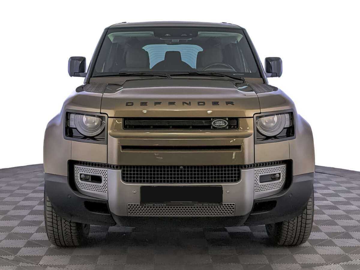 Land Rover Defender 2020 года с пробегом. Фото: #1