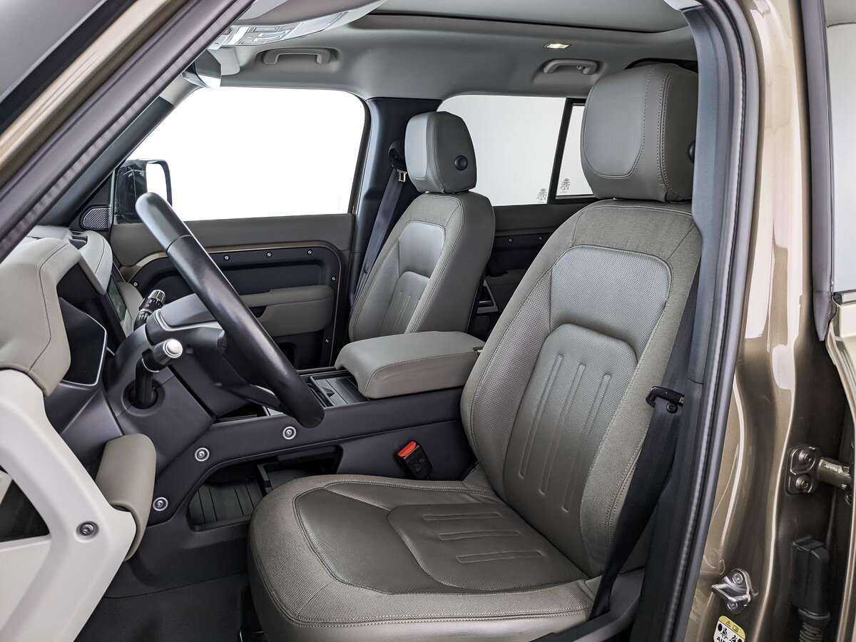 Land Rover Defender 2020 года с пробегом. Фото: #16