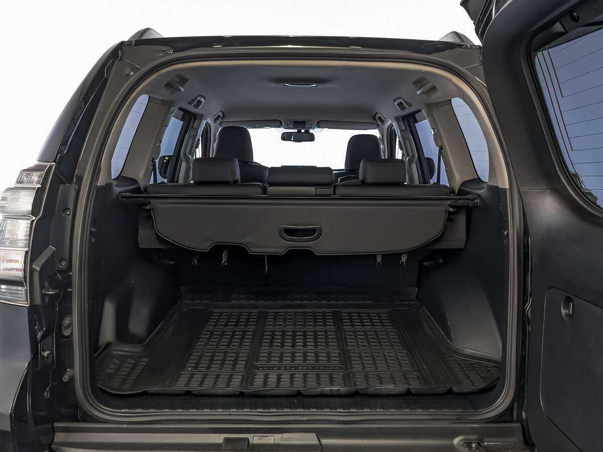 Toyota Land Cruiser Prado 2016 года с пробегом. Фото: #9