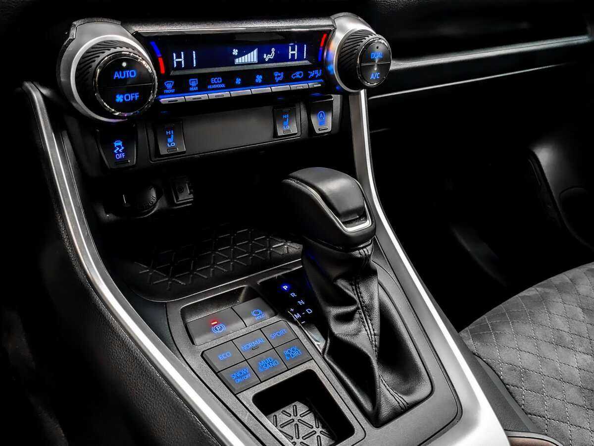 Toyota RAV4 2022 года с пробегом. Фото: #20