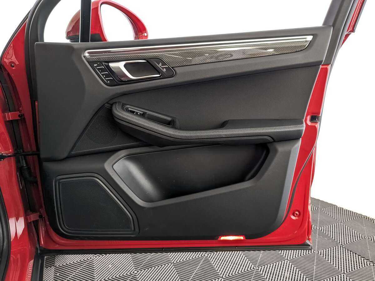 Porsche Macan 2020 года с пробегом. Фото: #19