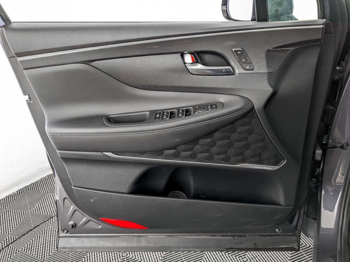 Hyundai Santa Fe 2021 года с пробегом. Фото: #13