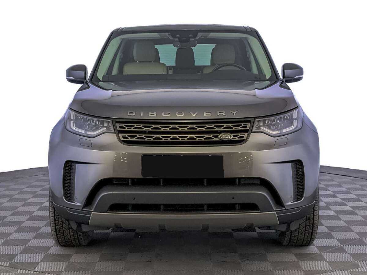 Land Rover Discovery 2018 года с пробегом. Фото: #1