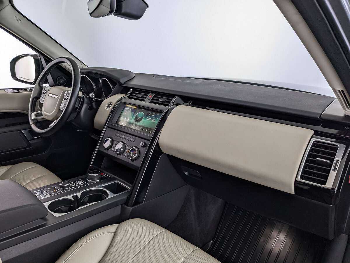 Land Rover Discovery 2018 года с пробегом. Фото: #8