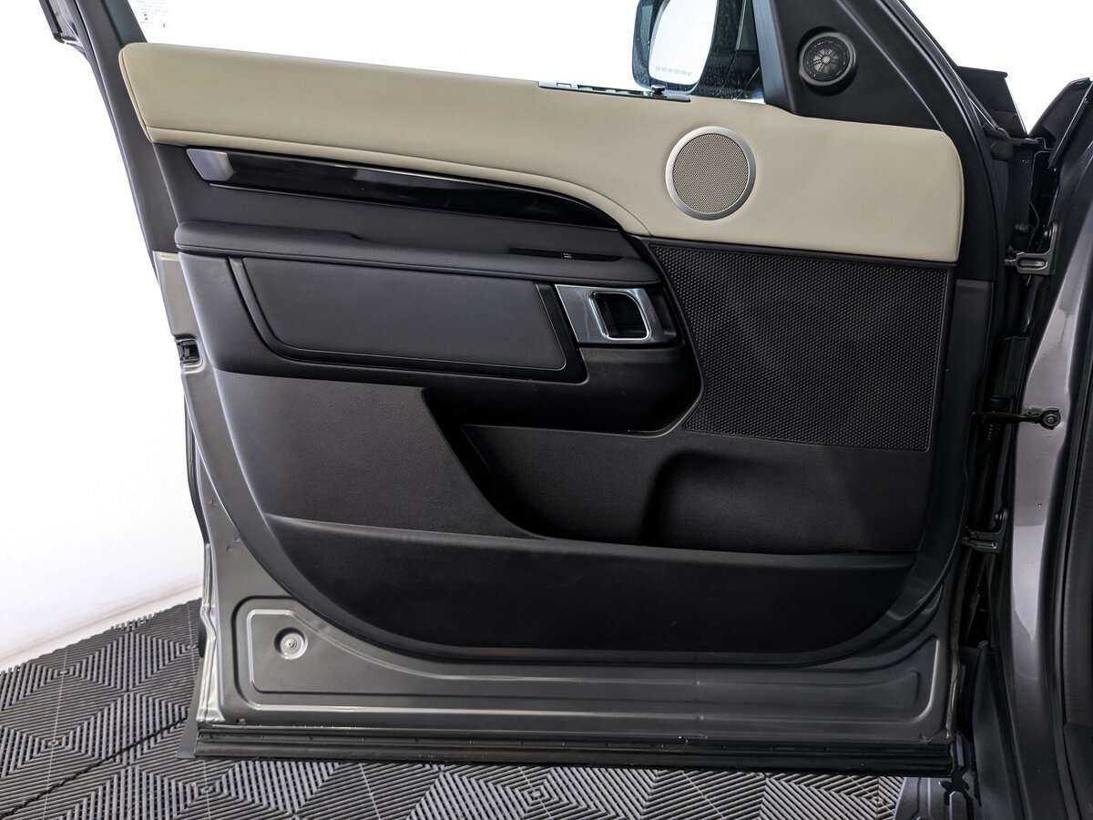 Land Rover Discovery 2018 года с пробегом. Фото: #14