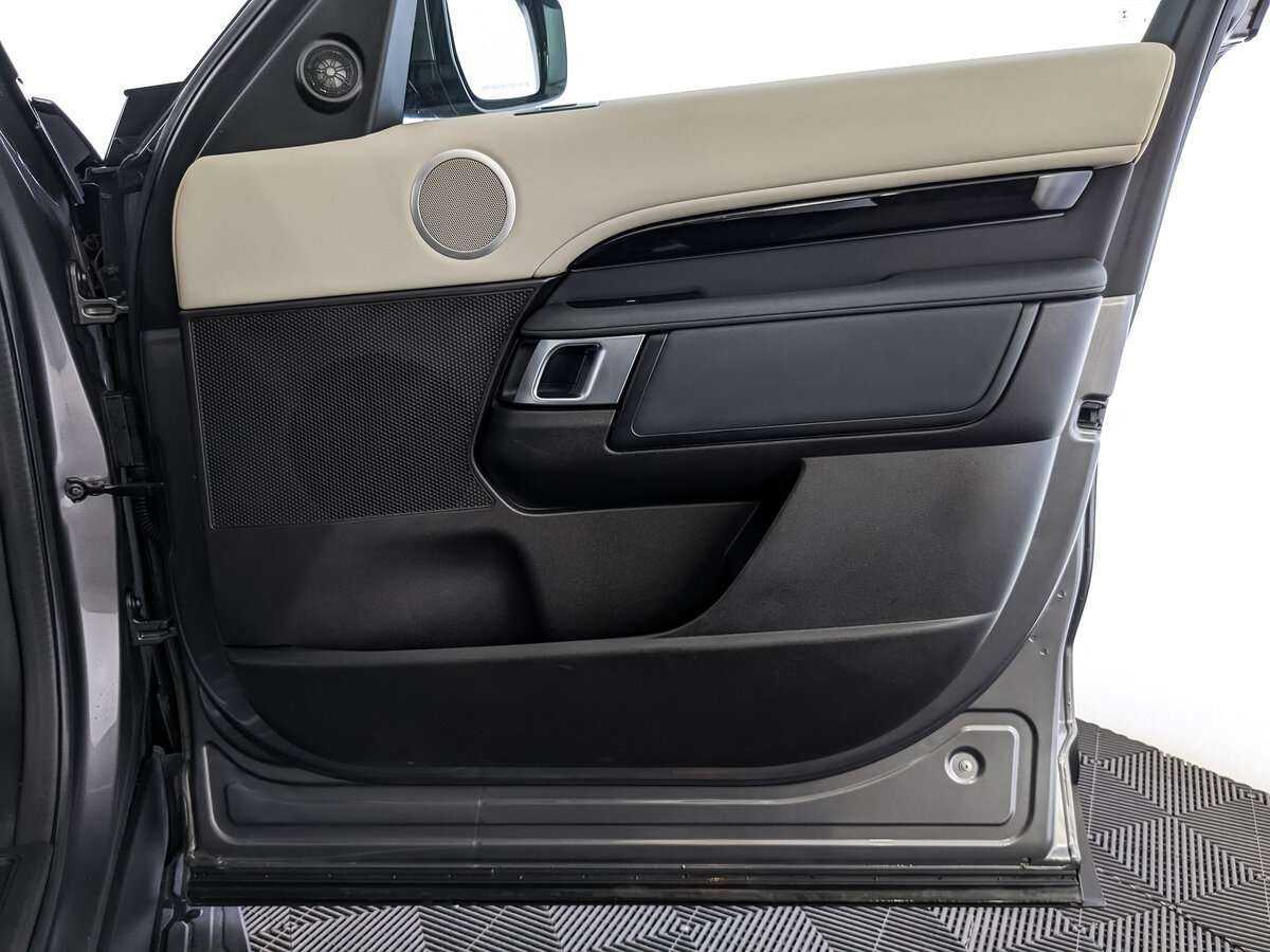 Land Rover Discovery 2018 года с пробегом. Фото: #19