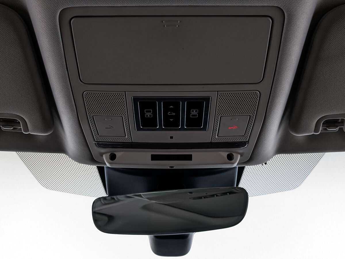 Land Rover Discovery 2018 года с пробегом. Фото: #23