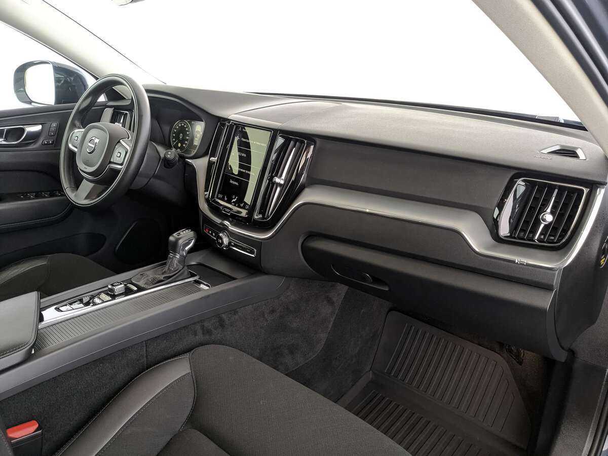 Volvo XC60 2021 года с пробегом. Фото: #8