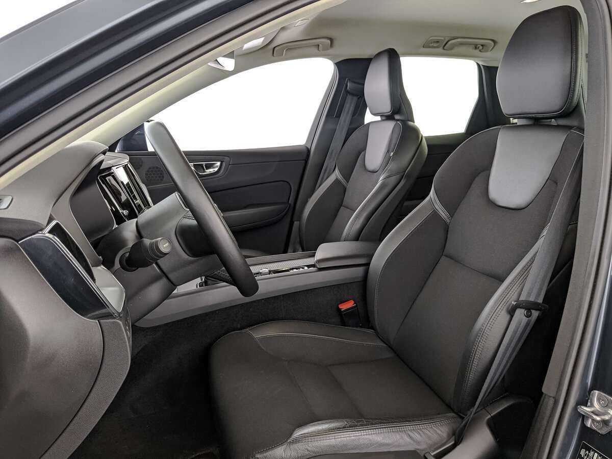 Volvo XC60 2021 года с пробегом. Фото: #15