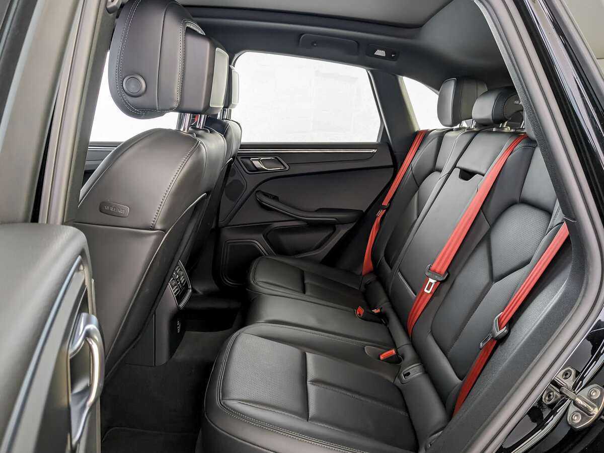 Porsche Macan 2021 года с пробегом. Фото: #9