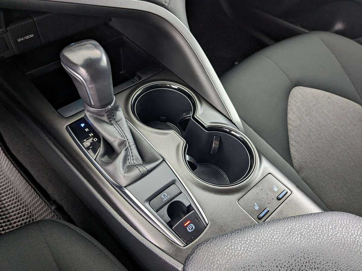 Toyota Camry 2022 года с пробегом. Фото: #16