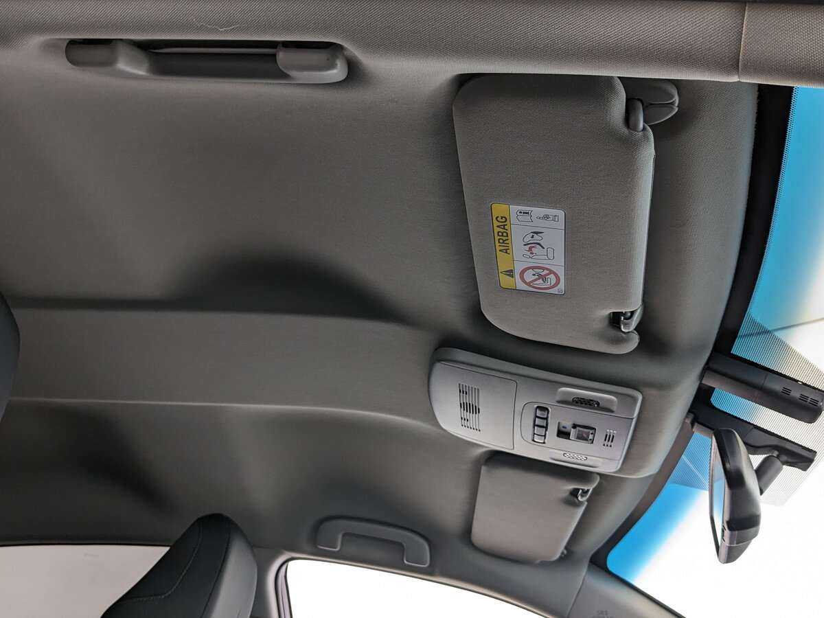 Toyota Camry 2022 года с пробегом. Фото: #18