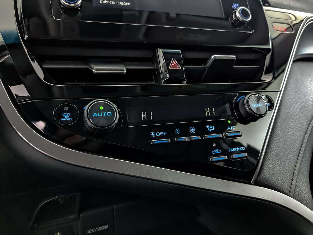 Toyota Camry 2022 года с пробегом. Фото: #21