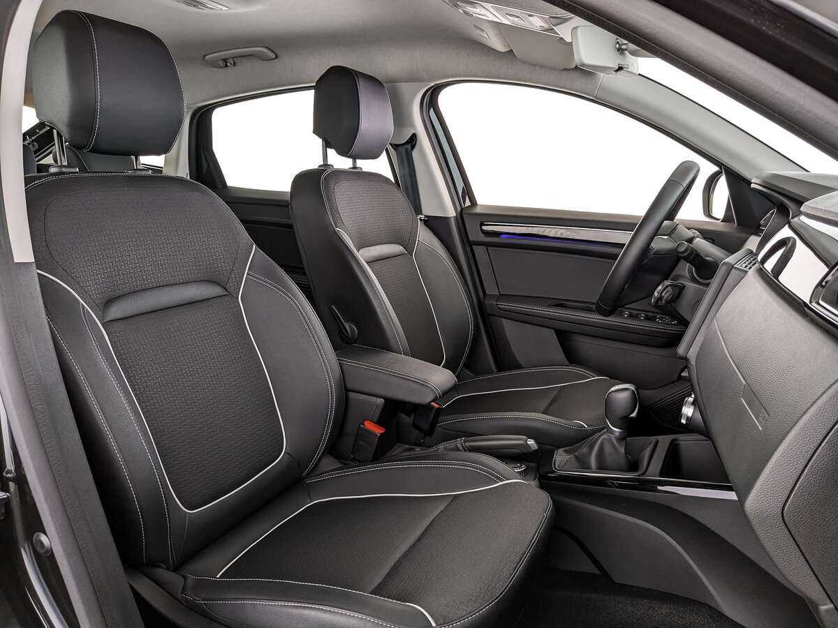 Renault Arkana 2021 года с пробегом. Фото: #19