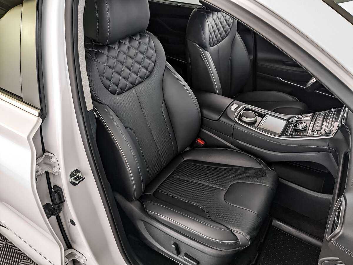 Hyundai Santa Fe 2022 года с пробегом. Фото: #19