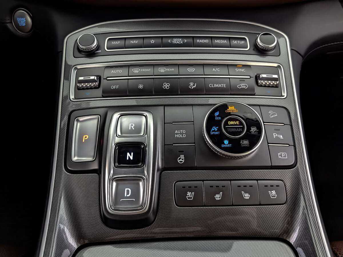 Hyundai Santa Fe 2021 года с пробегом. Фото: #20