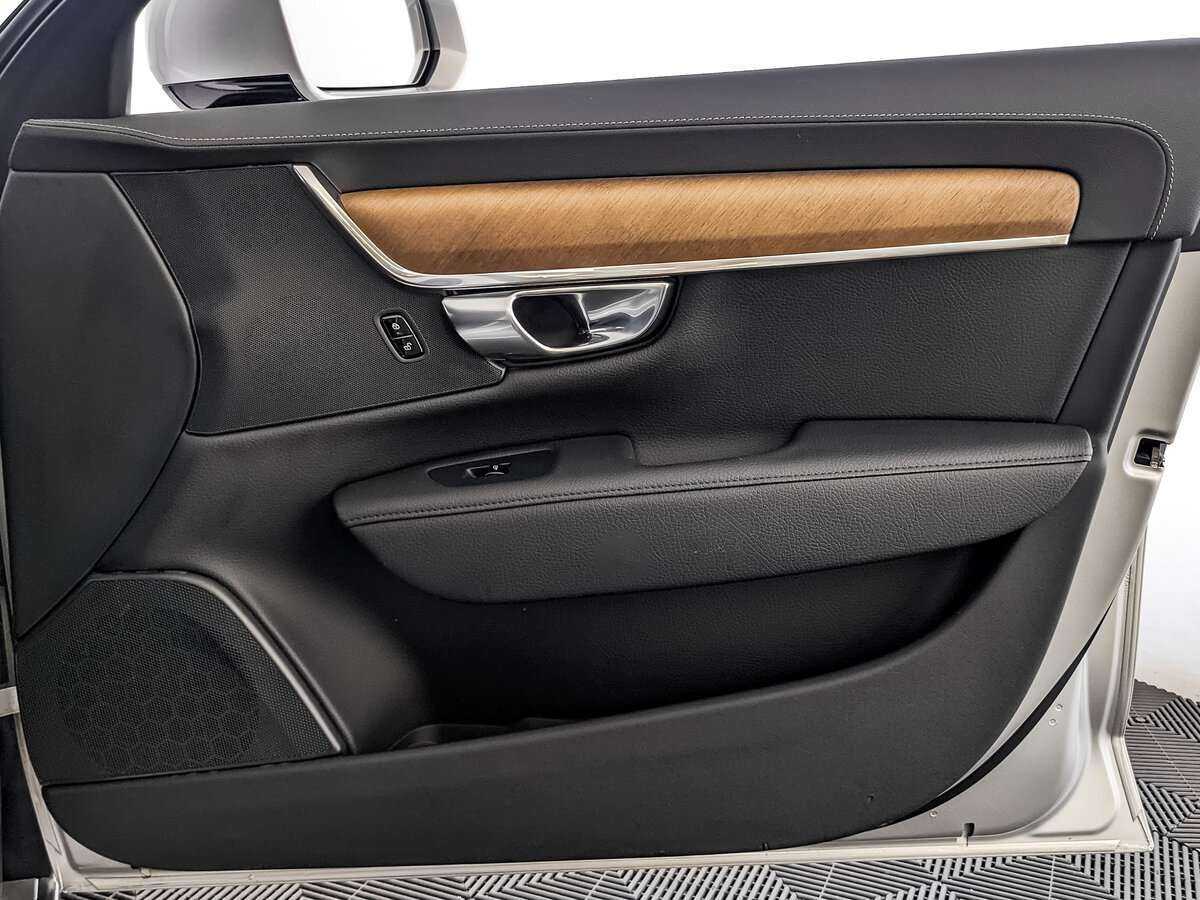 Volvo S90 2020 года с пробегом. Фото: #19