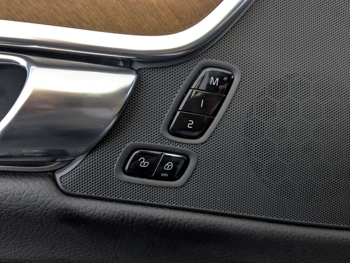 Volvo S90 2020 года с пробегом. Фото: #21