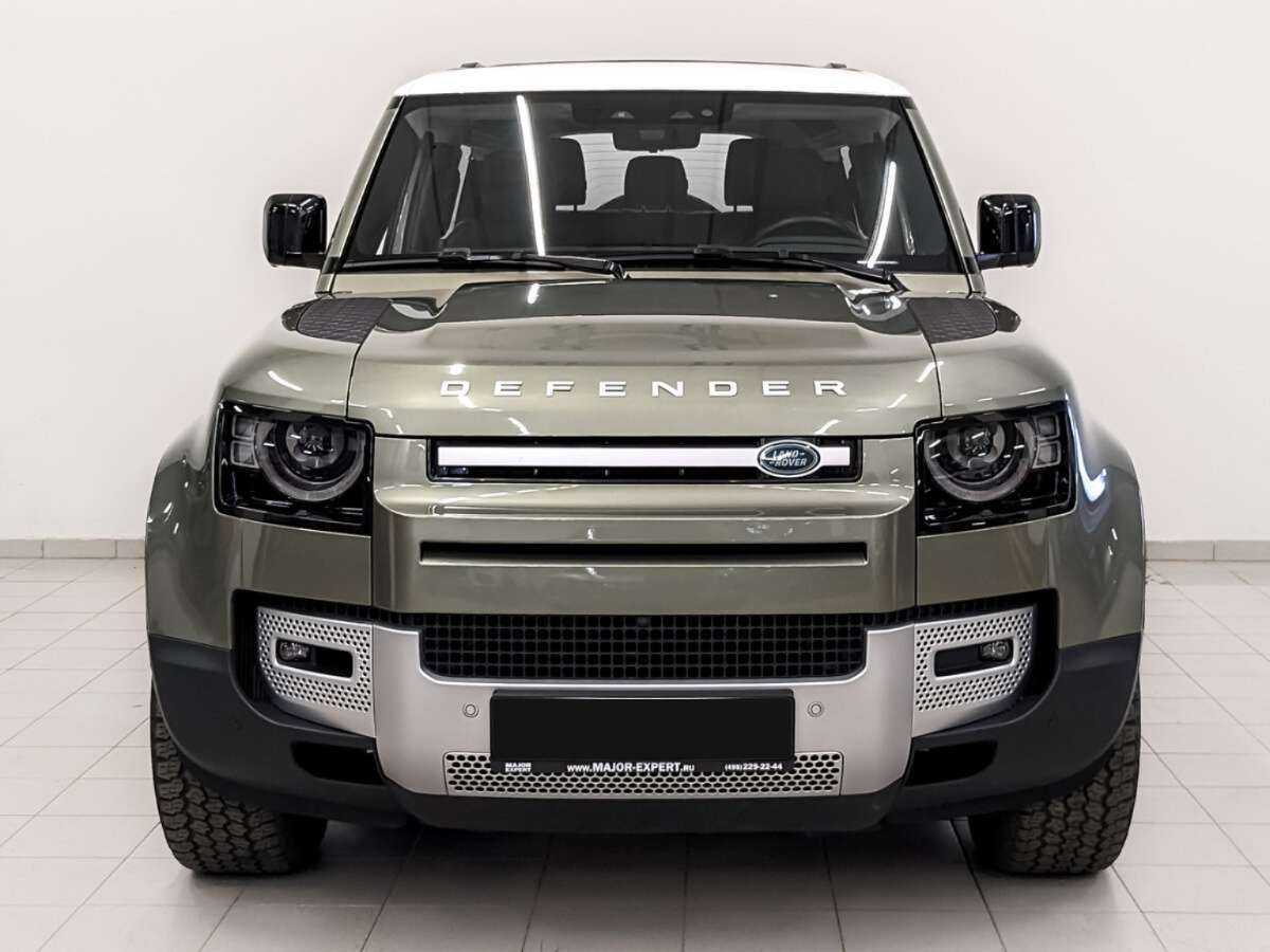 Land Rover Defender 2021 года с пробегом. Фото: #1