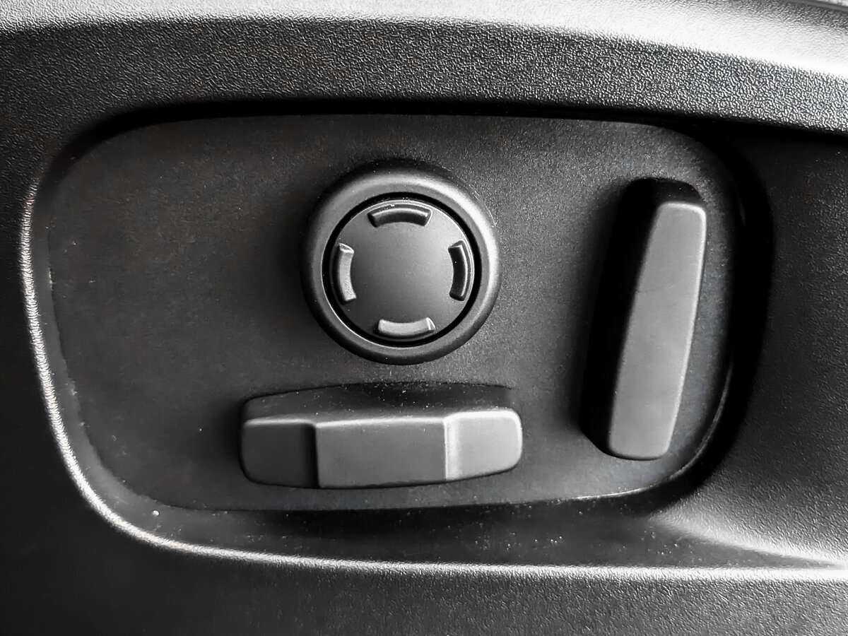 Land Rover Defender 2021 года с пробегом. Фото: #11