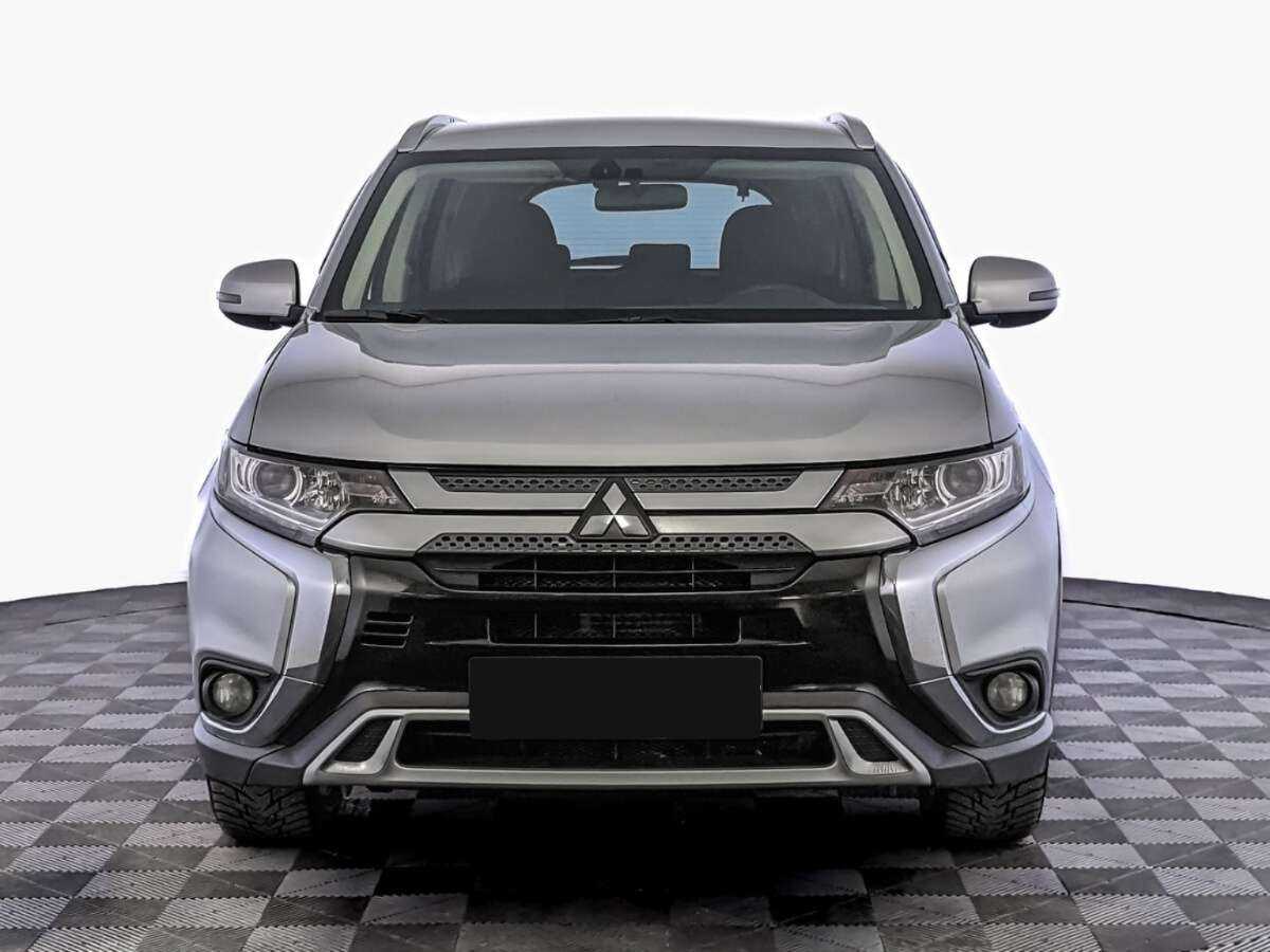 Mitsubishi Outlander 2020 года с пробегом. Фото: #1
