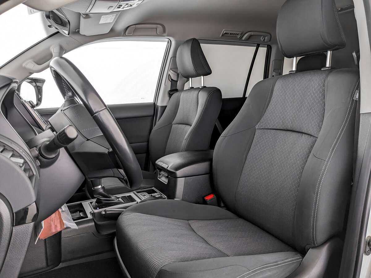 Toyota Land Cruiser Prado 2019 года с пробегом. Фото: #15