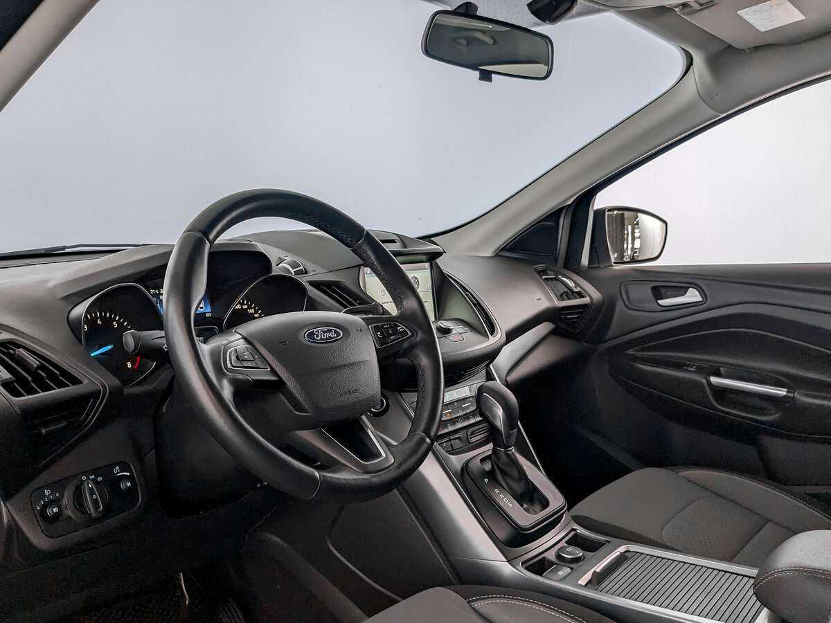 Б/У Форд Куга 2016 года. Фото: #15