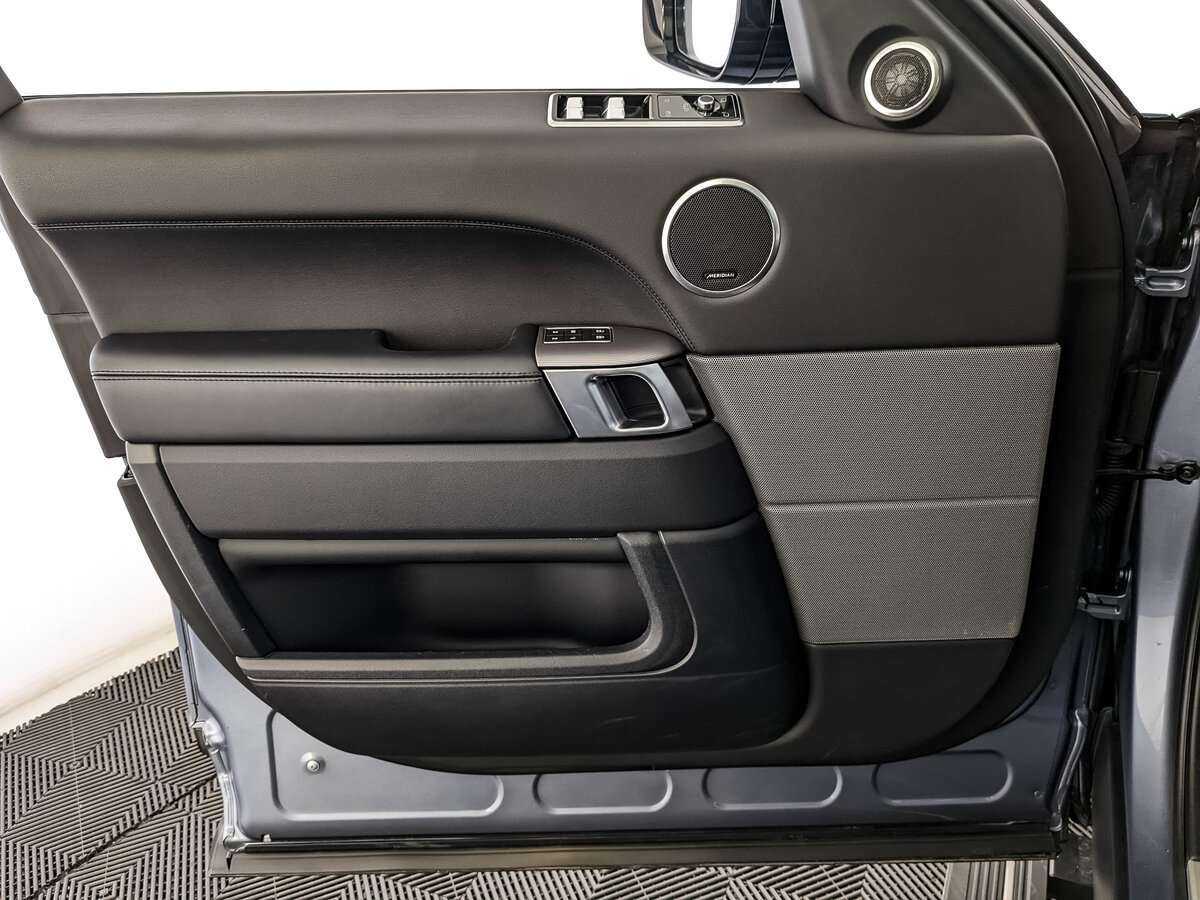 Land Rover Range Rover Sport 2021 года с пробегом. Фото: #12