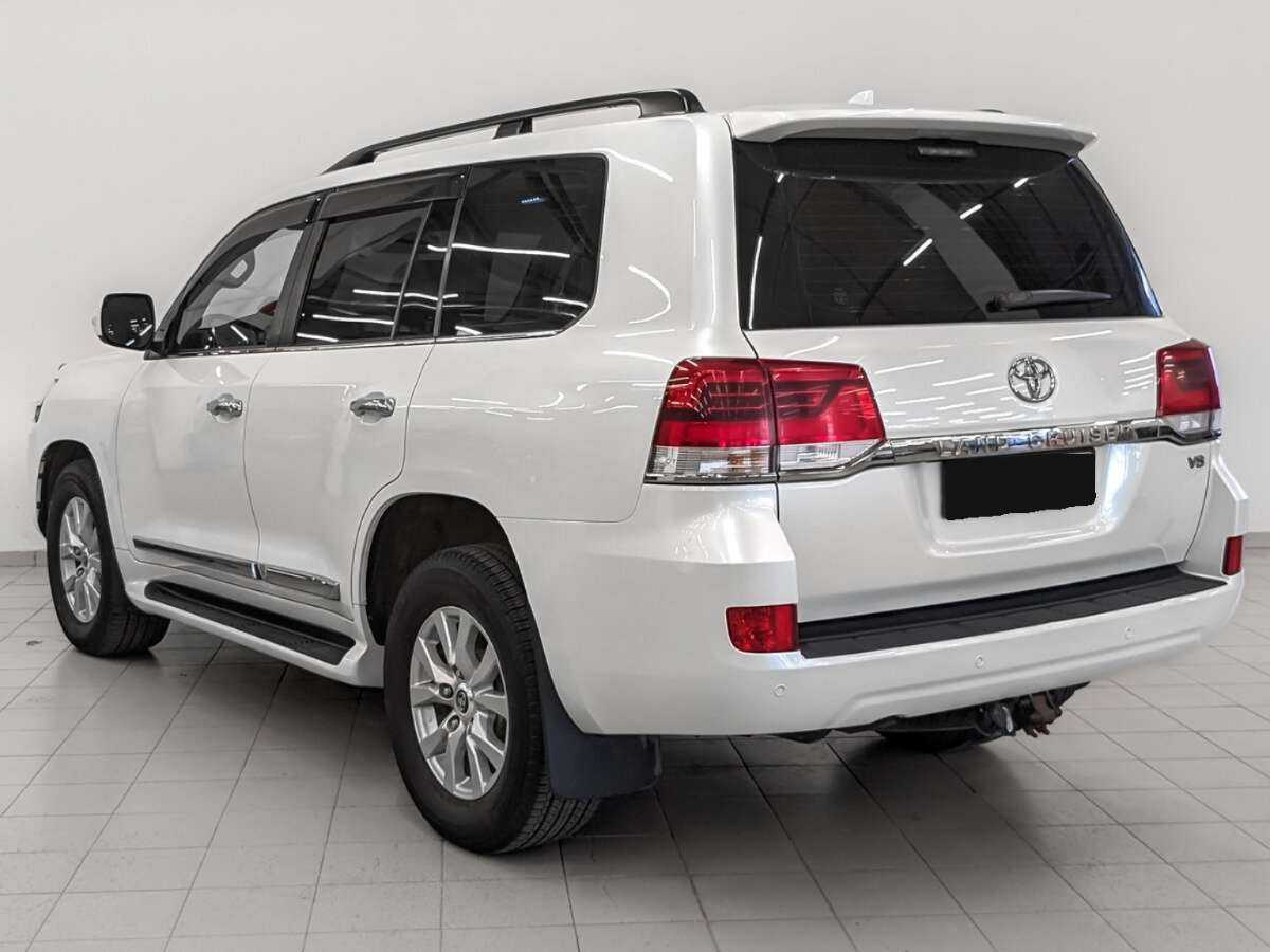 Toyota Land Cruiser 2017 года с пробегом. Фото: #6