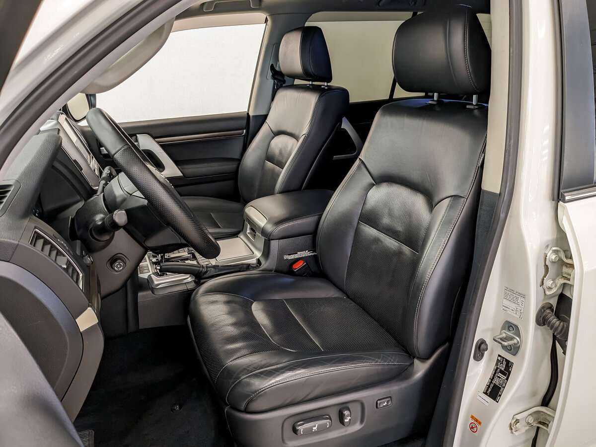 Toyota Land Cruiser 2017 года с пробегом. Фото: #13