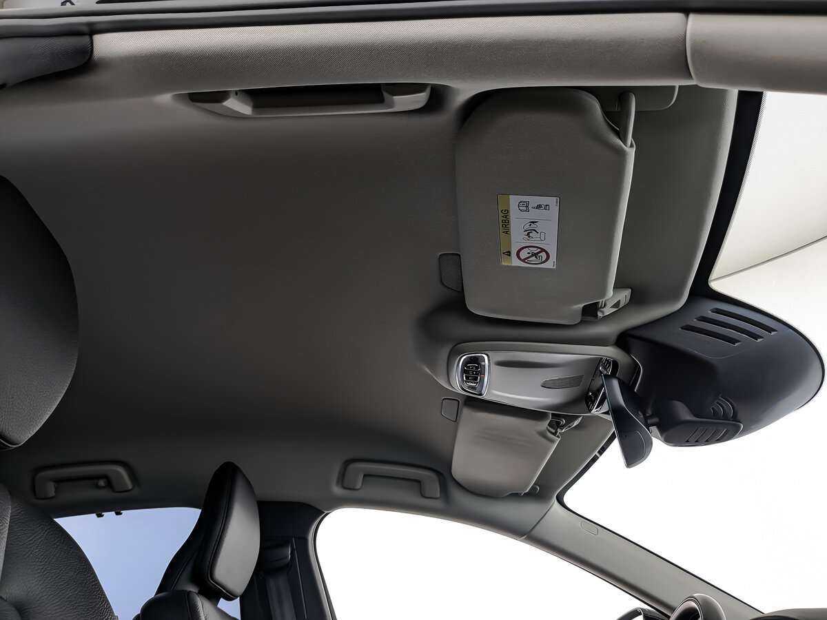 Volvo S90 2021 года с пробегом. Фото: #18