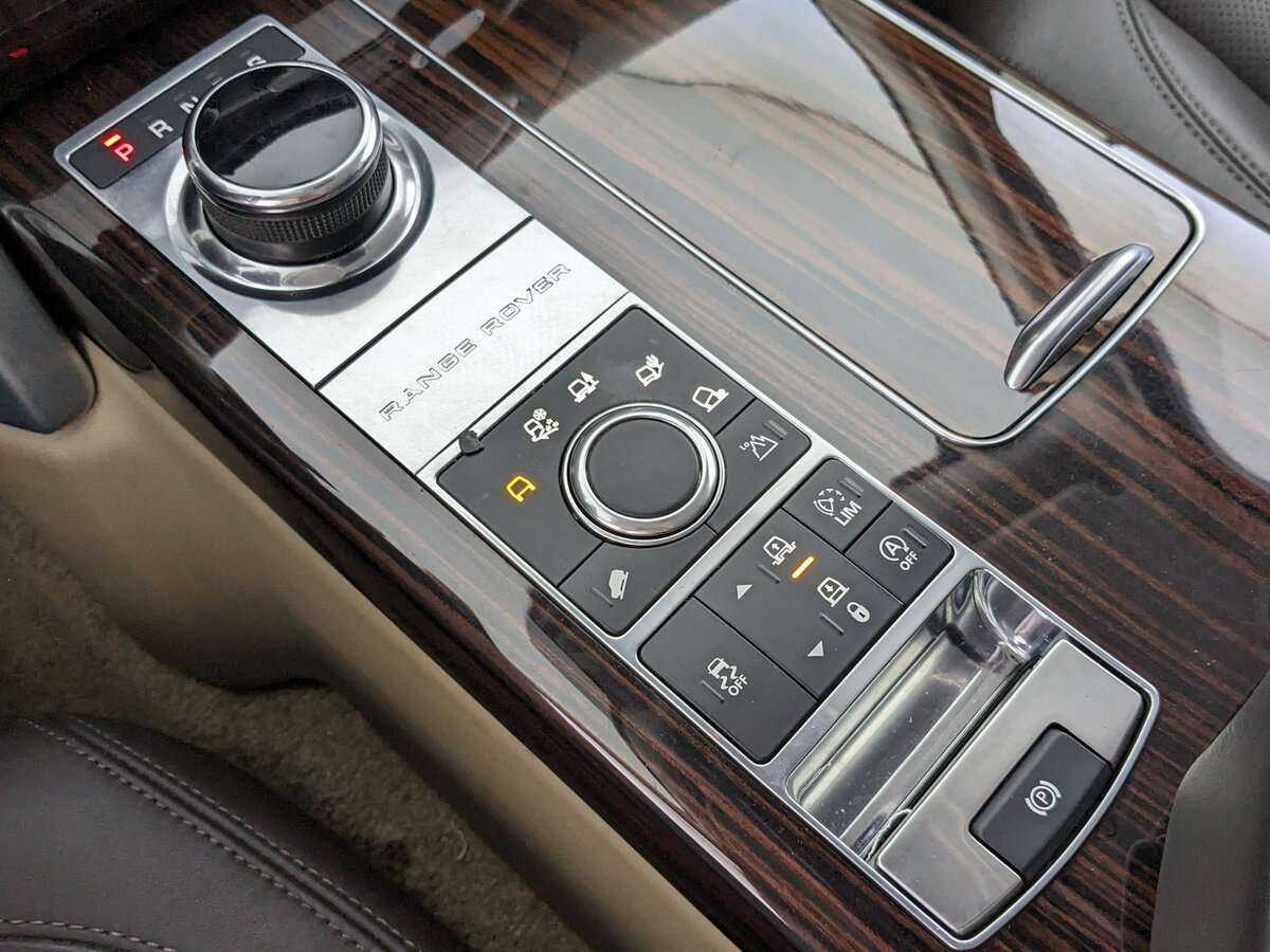 Land Rover Range Rover 2017 года с пробегом. Фото: #24