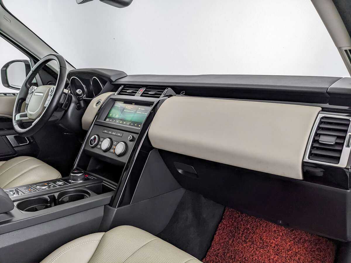 Land Rover Discovery 2018 года с пробегом. Фото: #8