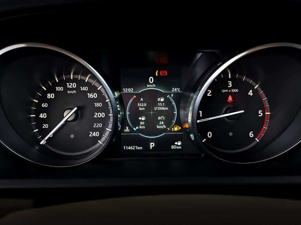 Land Rover Discovery 2018 года с пробегом. Фото: #10