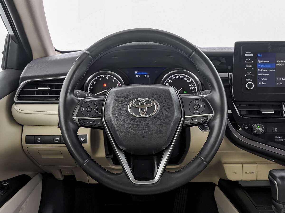 Toyota Camry 2021 года с пробегом. Фото: #17