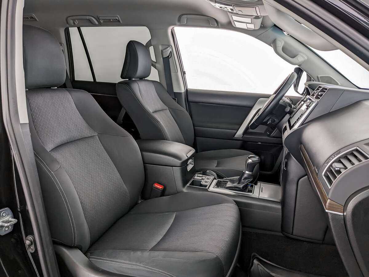 Toyota Land Cruiser Prado 2018 года с пробегом. Фото: #19