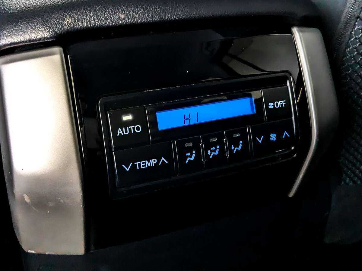 Toyota Land Cruiser Prado 2018 года с пробегом. Фото: #23