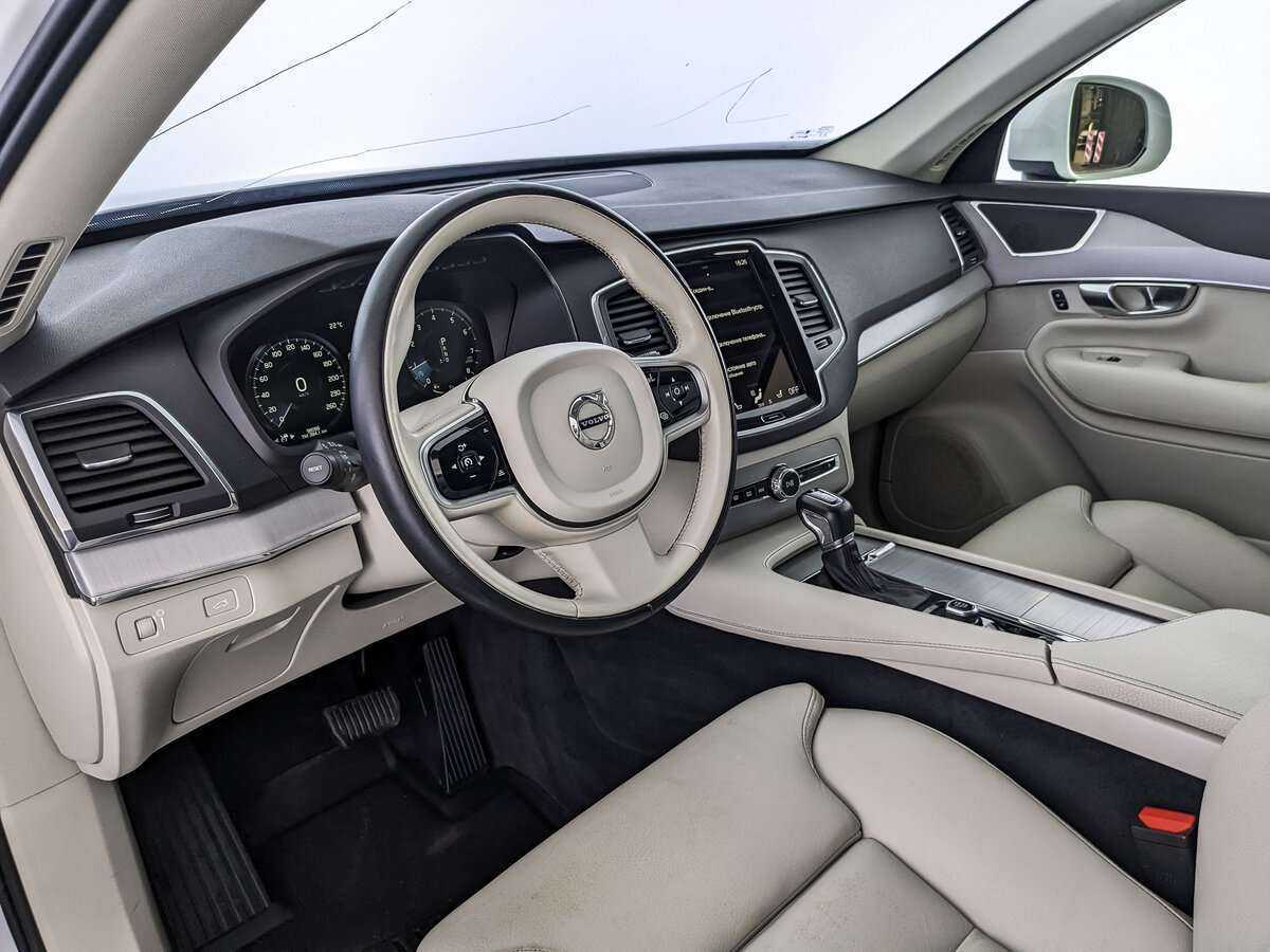 Volvo XC90 2019 года с пробегом. Фото: #10