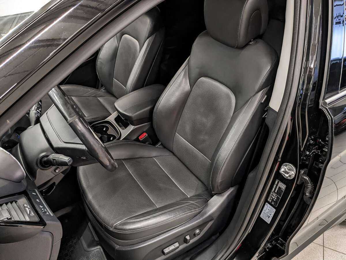 Б/У Хендай Санта Фе 2015 года. Фото: #14