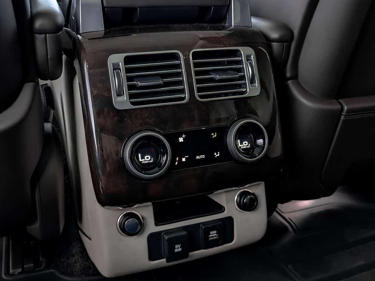 Land Rover Range Rover 2020 года с пробегом. Фото: #21