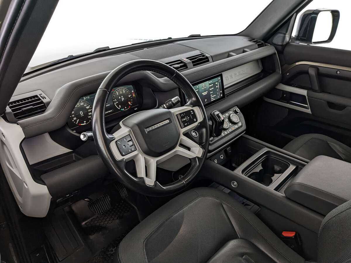 Land Rover Defender 2020 года с пробегом. Фото: #10