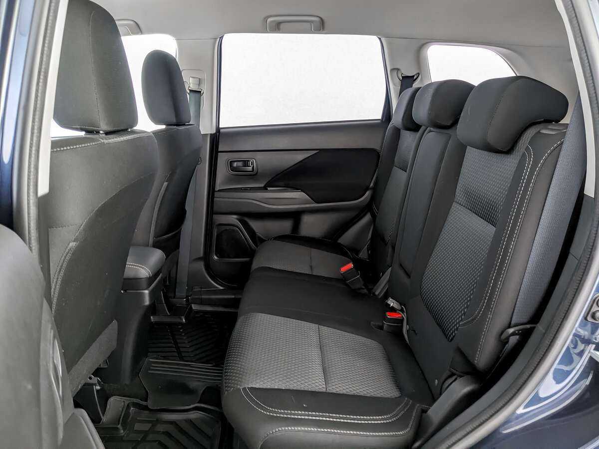 Mitsubishi Outlander 2019 года с пробегом. Фото: #9