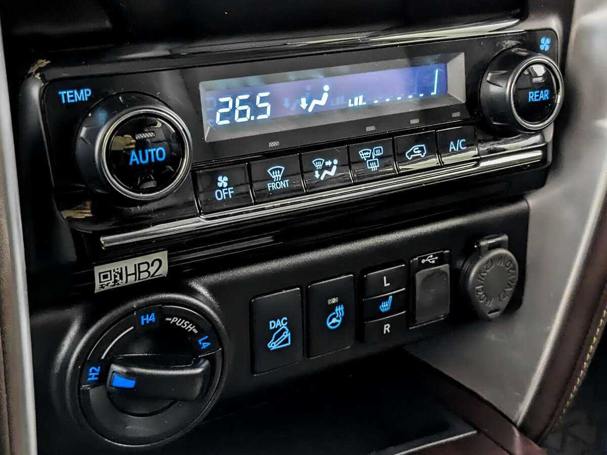 Toyota Fortuner 2019 года с пробегом. Фото: #21