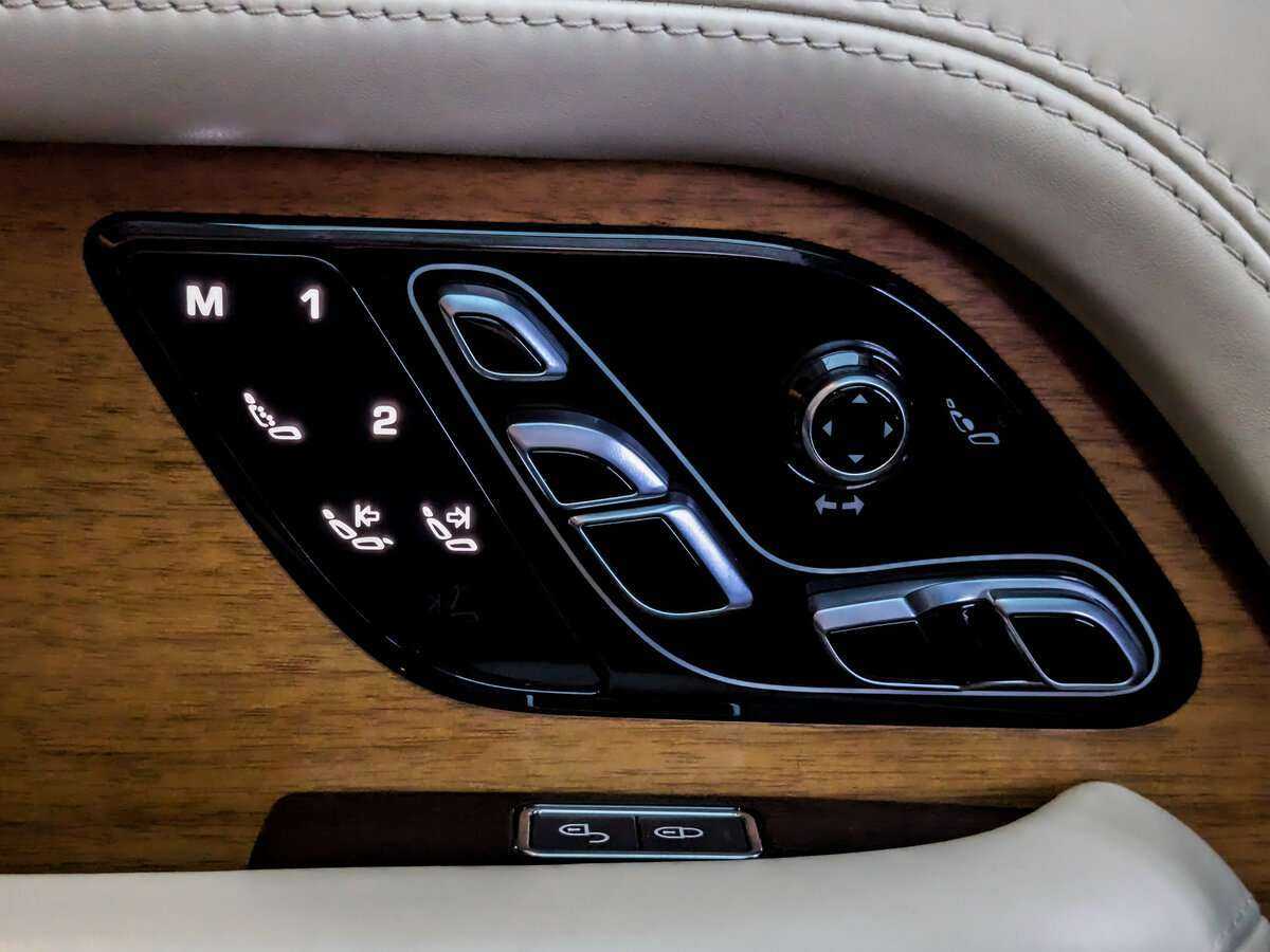 Land Rover Range Rover 2018 года с пробегом. Фото: #24