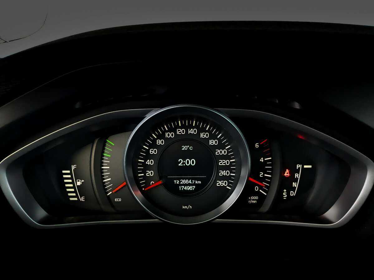 Volvo V40 Cross Country 2014 года с пробегом. Фото: #10