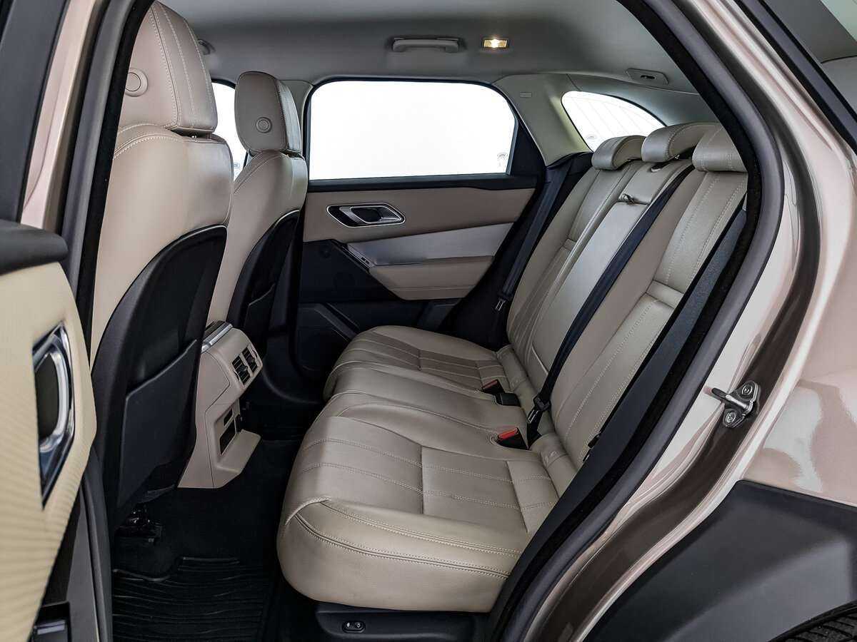 Land Rover Range Rover Velar 2017 года с пробегом. Фото: #12