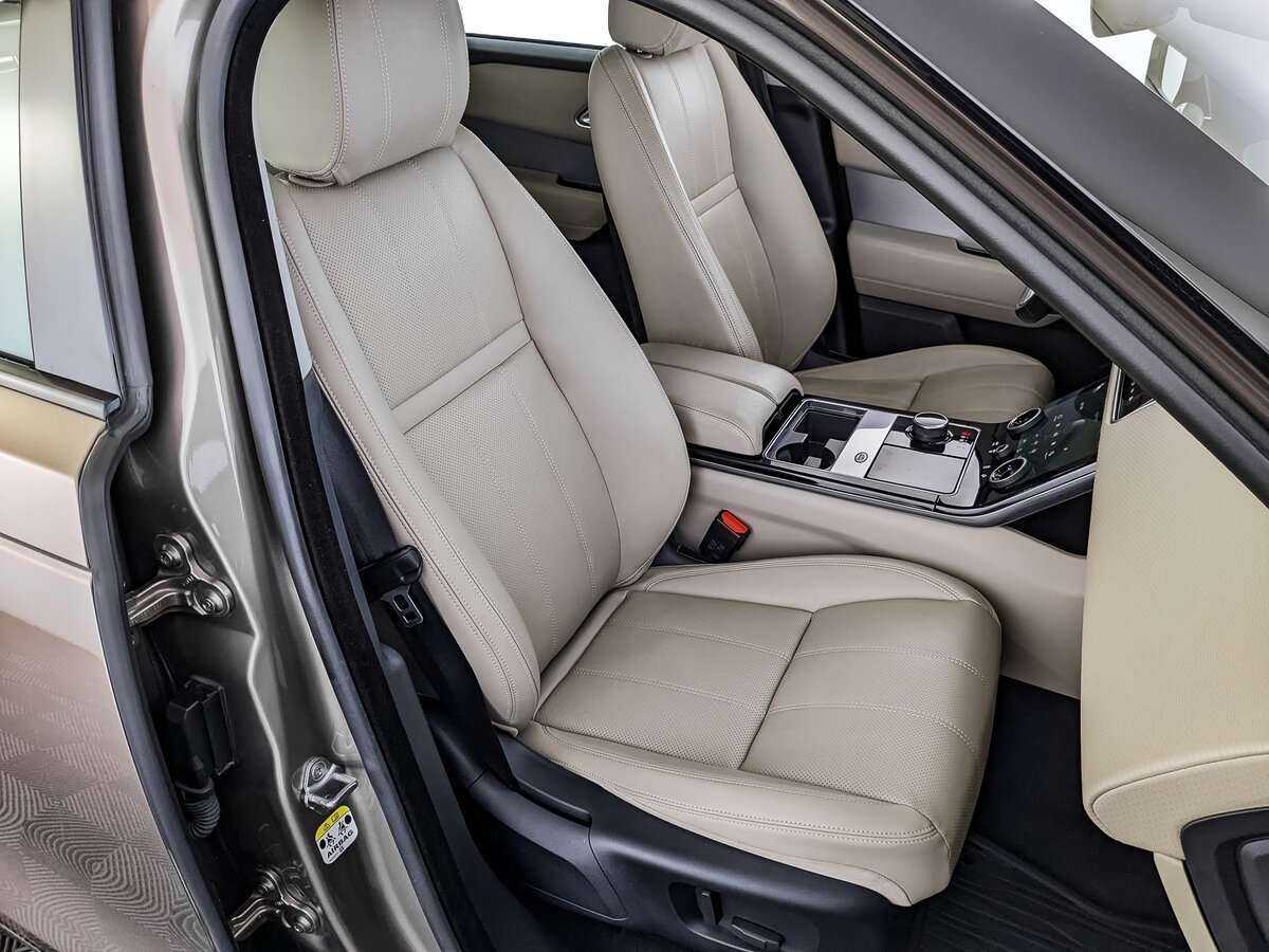 Land Rover Range Rover Velar 2017 года с пробегом. Фото: #18