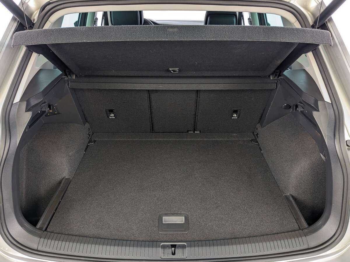 Volkswagen Tiguan 2021 года с пробегом. Фото: #9