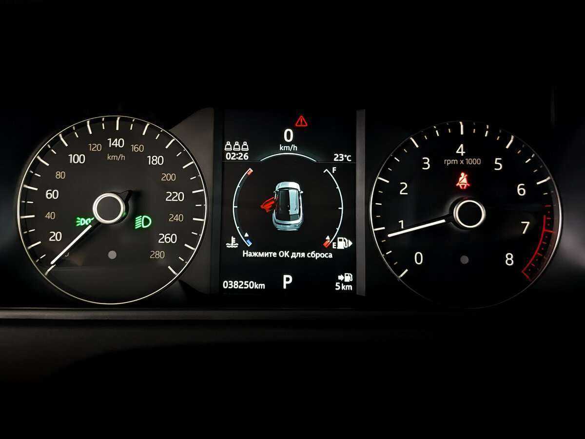 Land Rover Range Rover Velar 2019 года с пробегом. Фото: #10